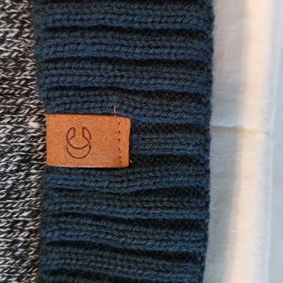 Youth Winter Hat - Picture 10 of 10